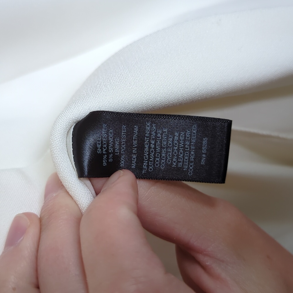 Express Vest - Picture 10 of 10